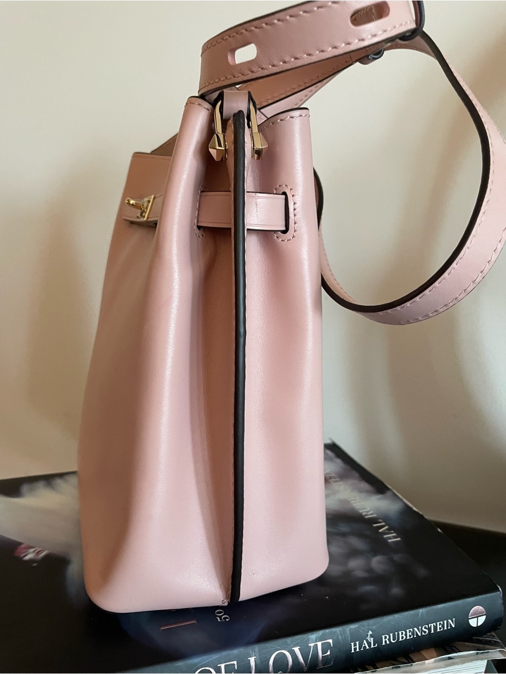 Michael Kors Hamilton Legacy Medium Messenger Bag.NWOT - Picture 4 of 7